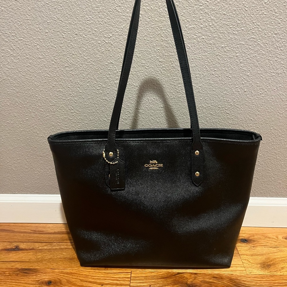 Coach hand bag